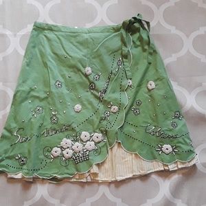 Unique spring apron skirt
